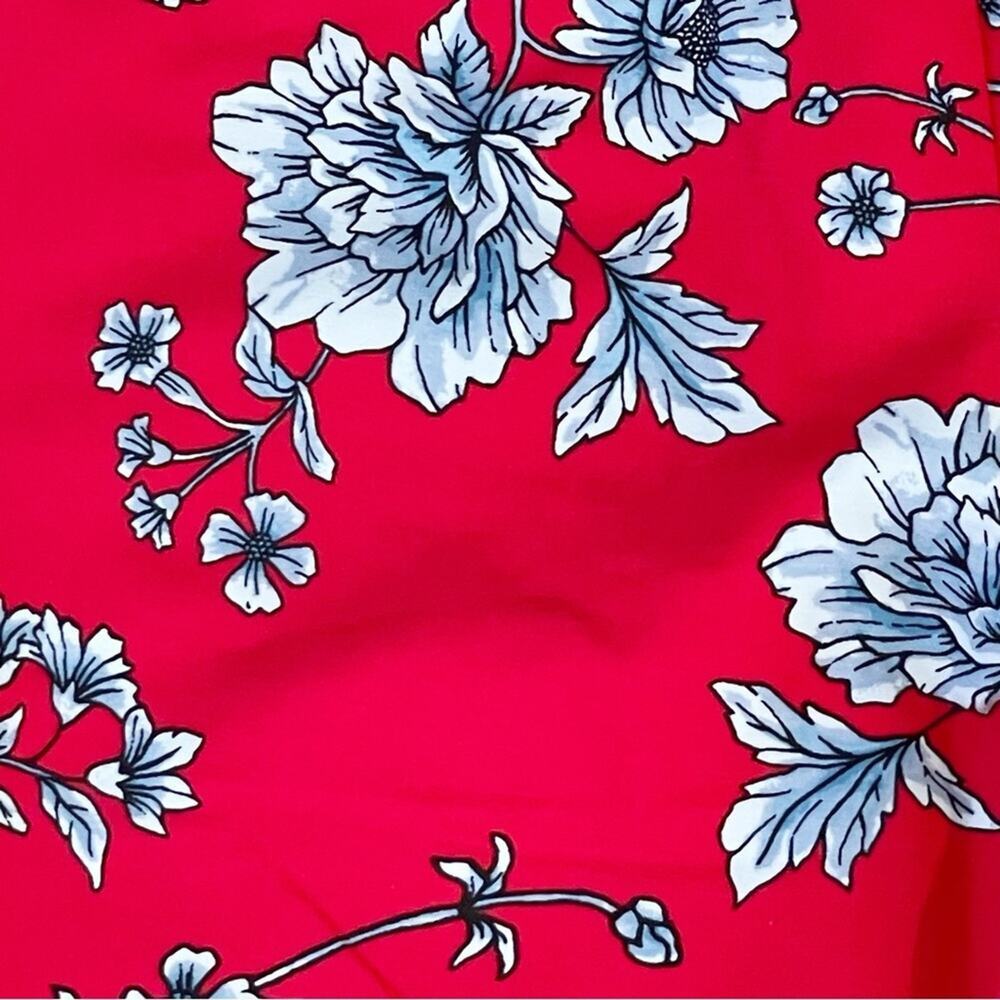 NEW Roz & Ali Floral Cropped Pants Red Blue Size 6 - Picture 9 of 14